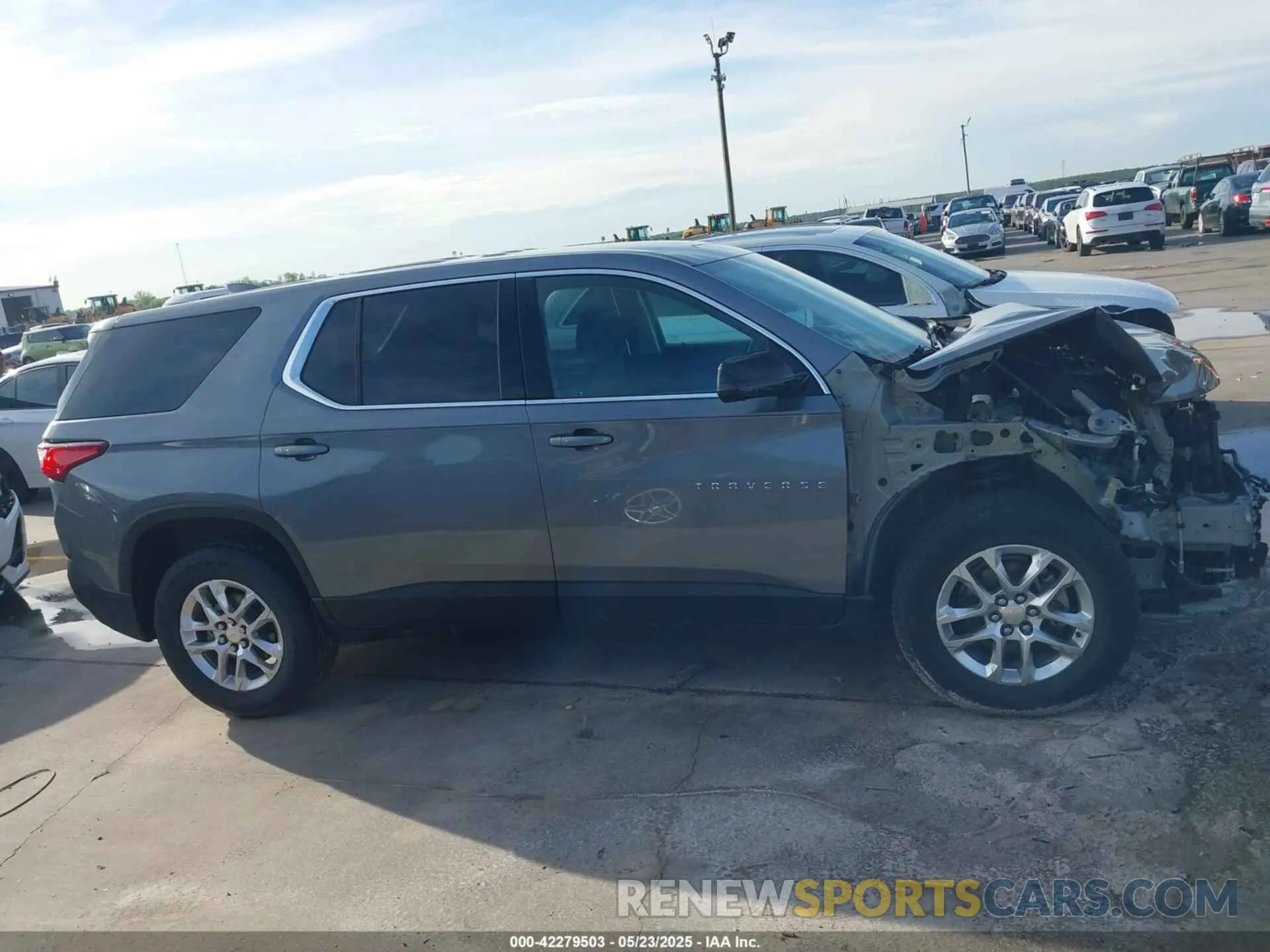 14 fotografías del automóvil dañado 1GNERFKW8LJ143123 CHEVROLET TRAVERSE 2020