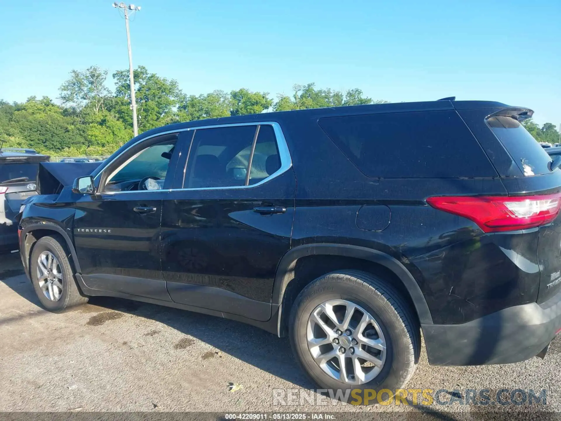 14 fotografías del automóvil dañado 1GNERFKW8LJ204213 CHEVROLET TRAVERSE 2020