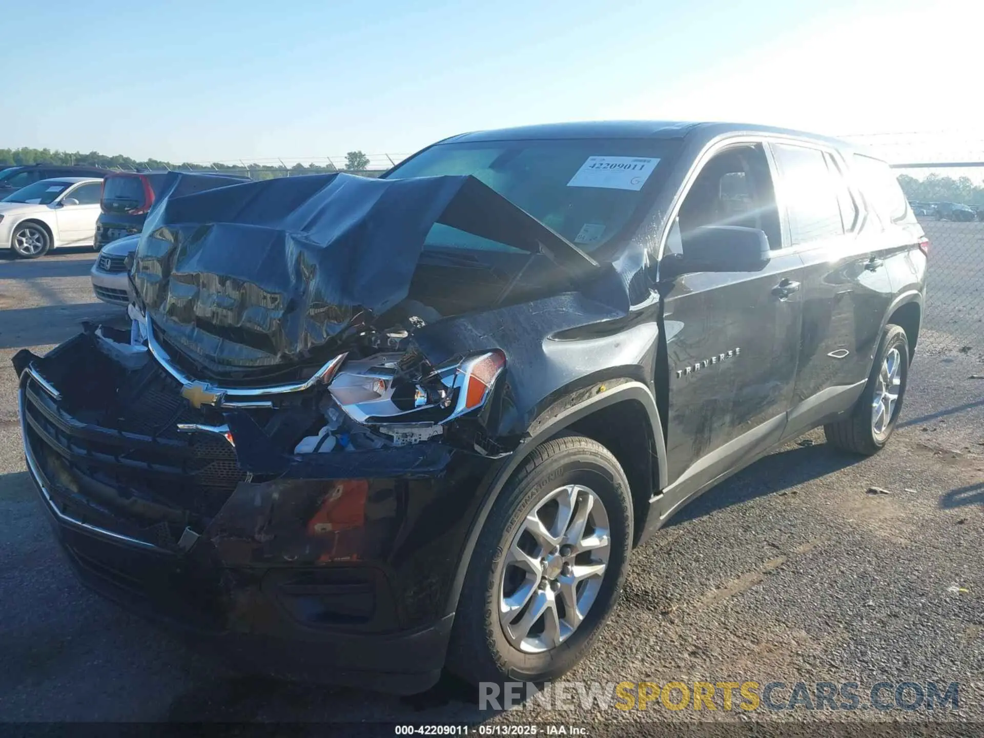 2 fotografías del automóvil dañado 1GNERFKW8LJ204213 CHEVROLET TRAVERSE 2020