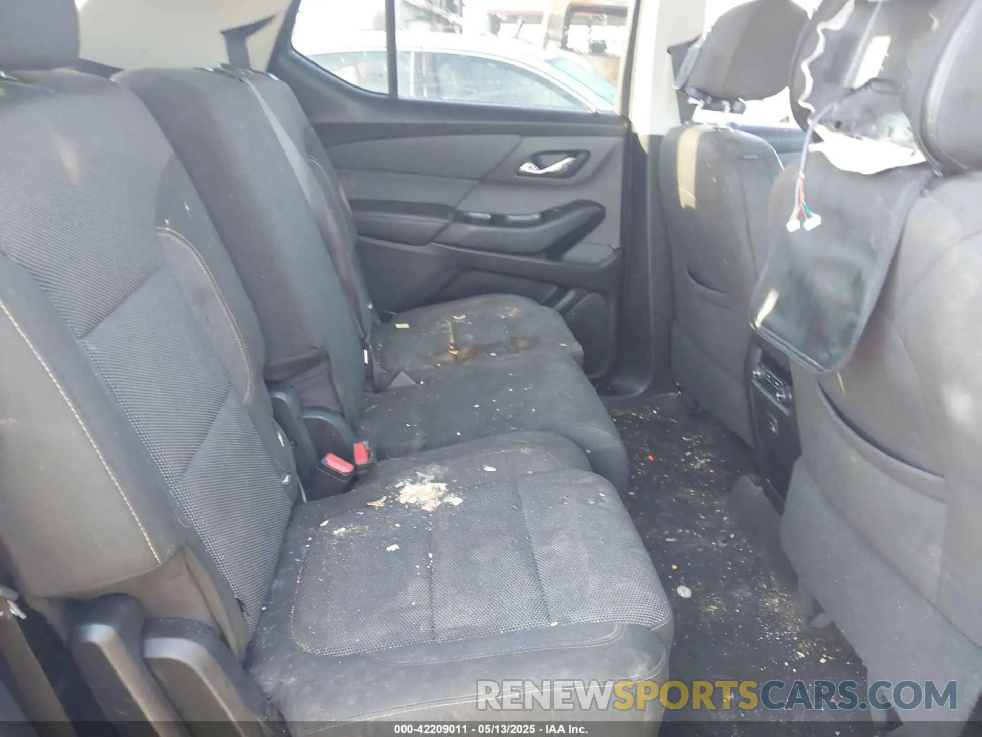 8 fotografías del automóvil dañado 1GNERFKW8LJ204213 CHEVROLET TRAVERSE 2020
