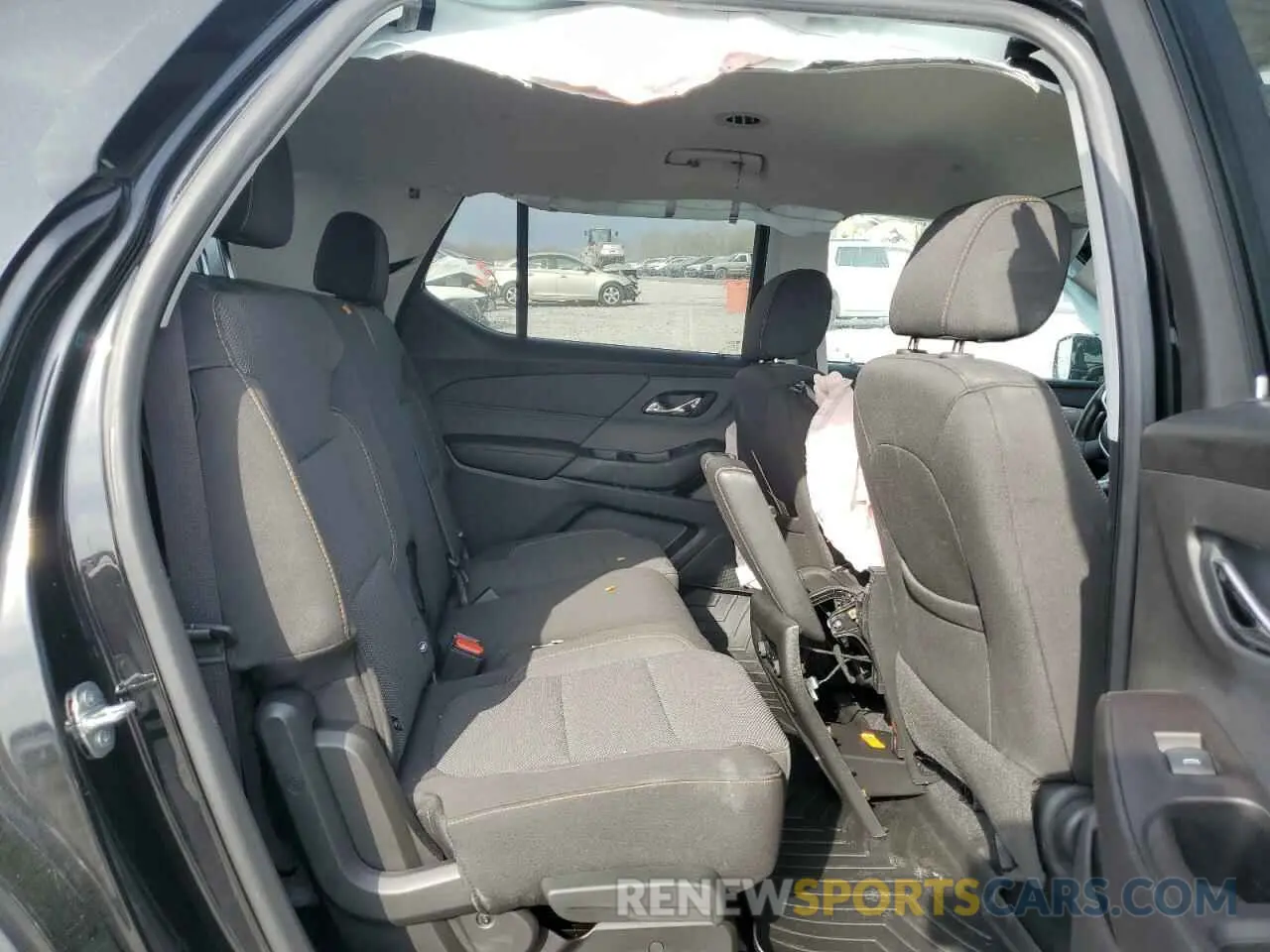 11 fotografías del automóvil dañado 1GNERFKW9LJ193674 CHEVROLET TRAVERSE 2020