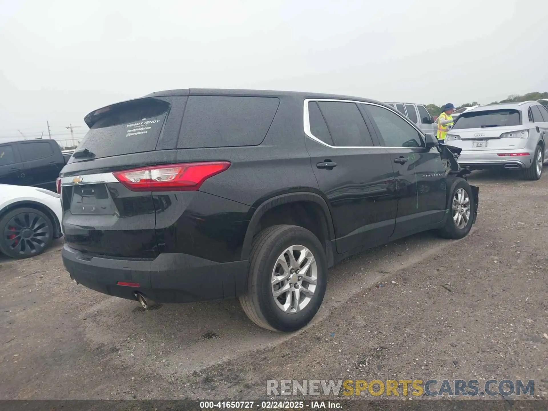 4 fotografías del automóvil dañado 1GNERFKW9LJ210652 CHEVROLET TRAVERSE 2020