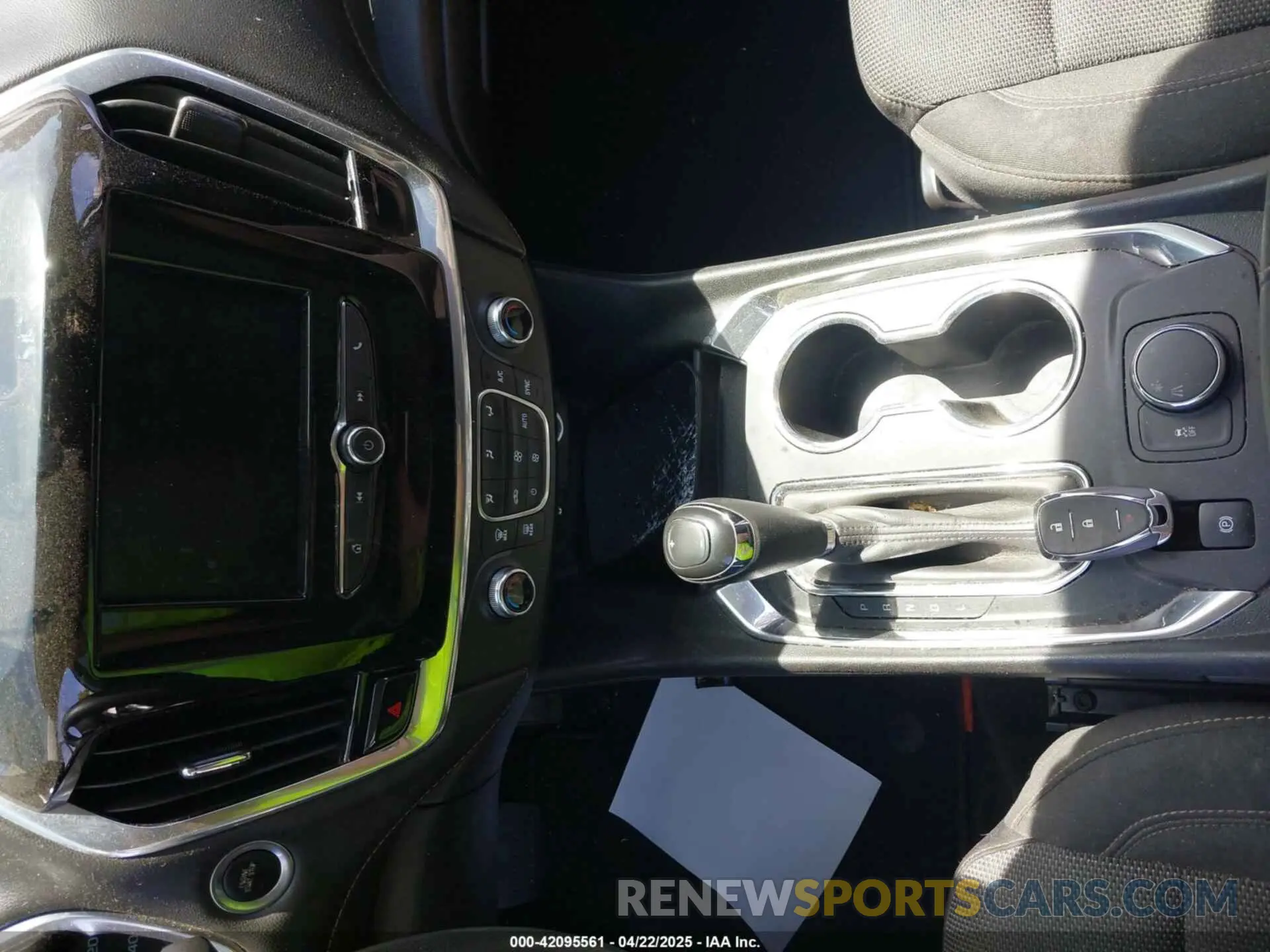 11 fotografías del automóvil dañado 1GNERFKW9LJ248110 CHEVROLET TRAVERSE 2020