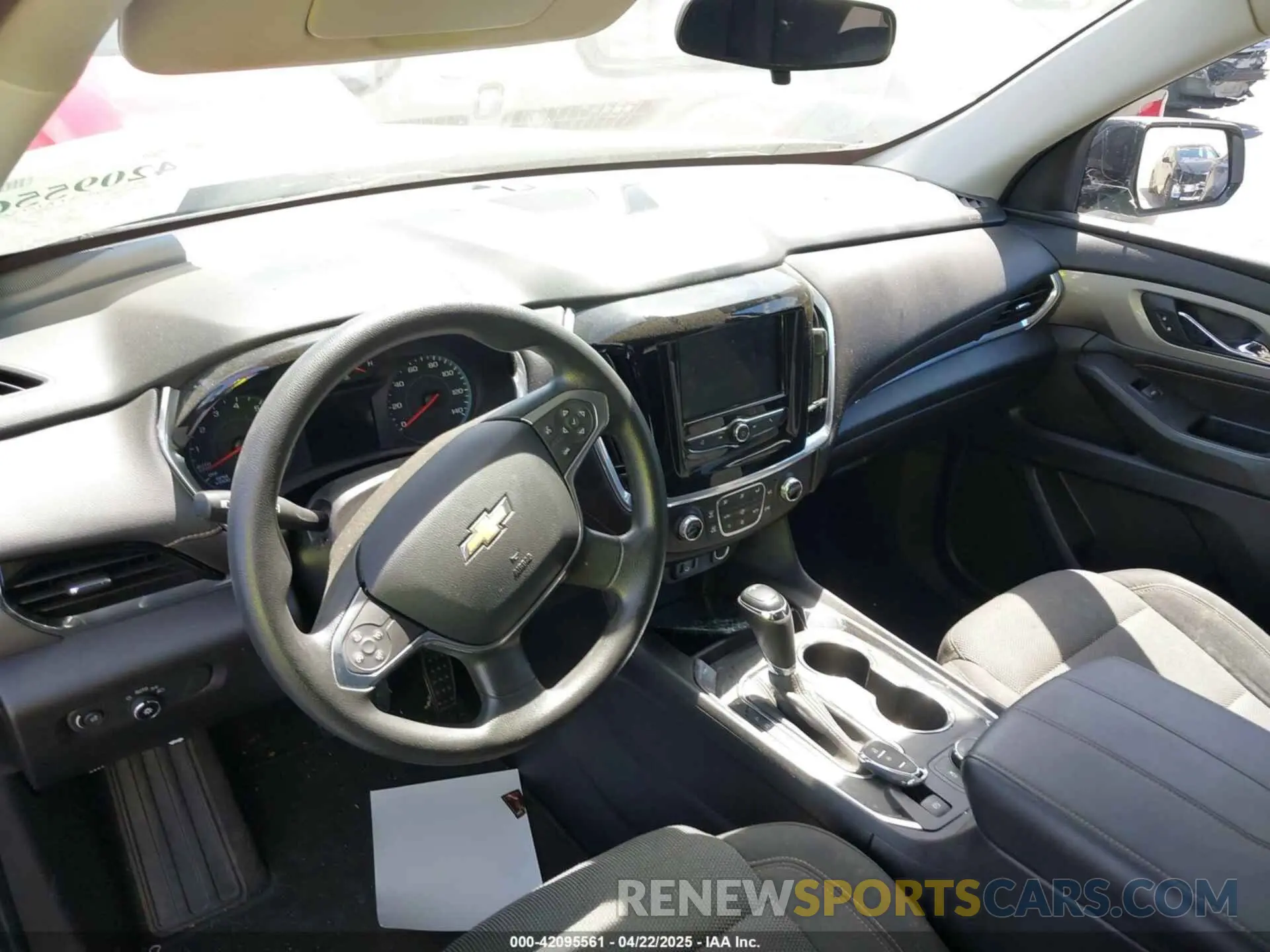 20 fotografías del automóvil dañado 1GNERFKW9LJ248110 CHEVROLET TRAVERSE 2020