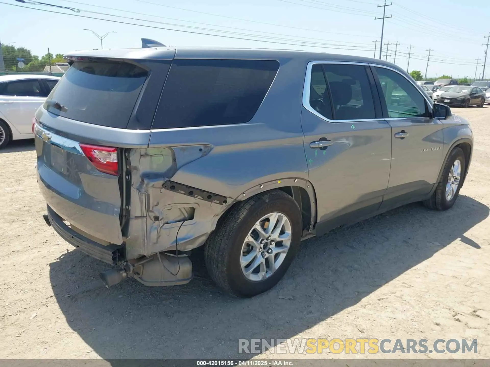 4 fotografías del automóvil dañado 1GNERFKWXLJ275364 CHEVROLET TRAVERSE 2020