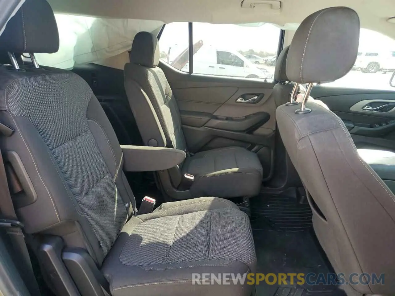 12 fotografías del automóvil dañado 1GNERGKW0LJ145969 CHEVROLET TRAVERSE 2020