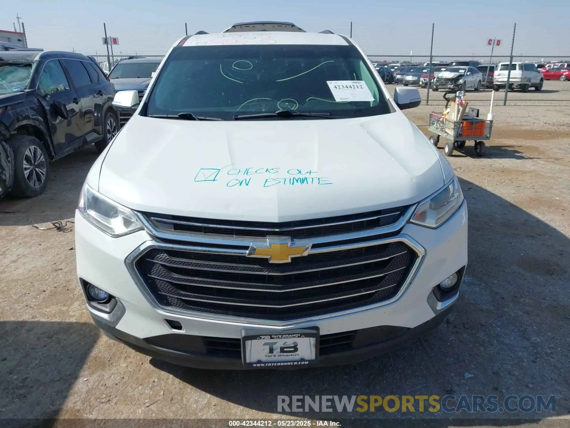 12 fotografías del automóvil dañado 1GNERGKW0LJ313013 CHEVROLET TRAVERSE 2020