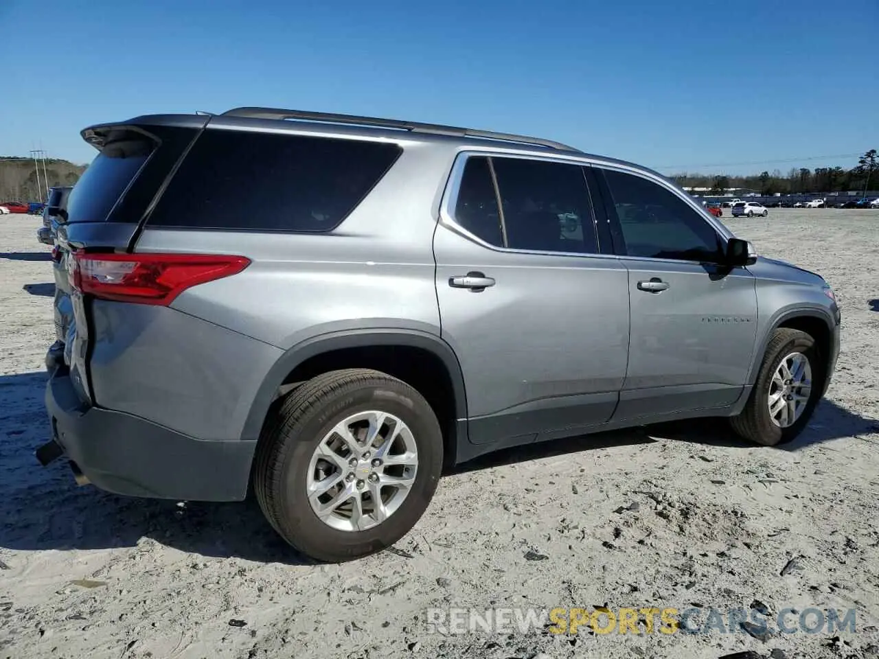 3 fotografías del automóvil dañado 1GNERGKW1LJ286579 CHEVROLET TRAVERSE 2020