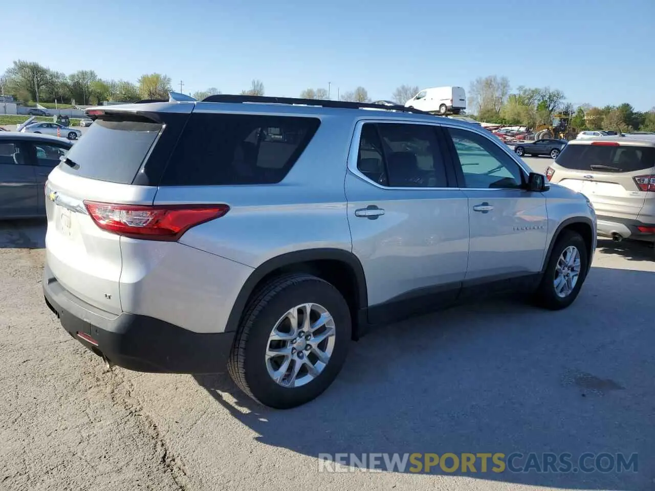 3 fotografías del automóvil dañado 1GNERGKW1LJ304157 CHEVROLET TRAVERSE 2020