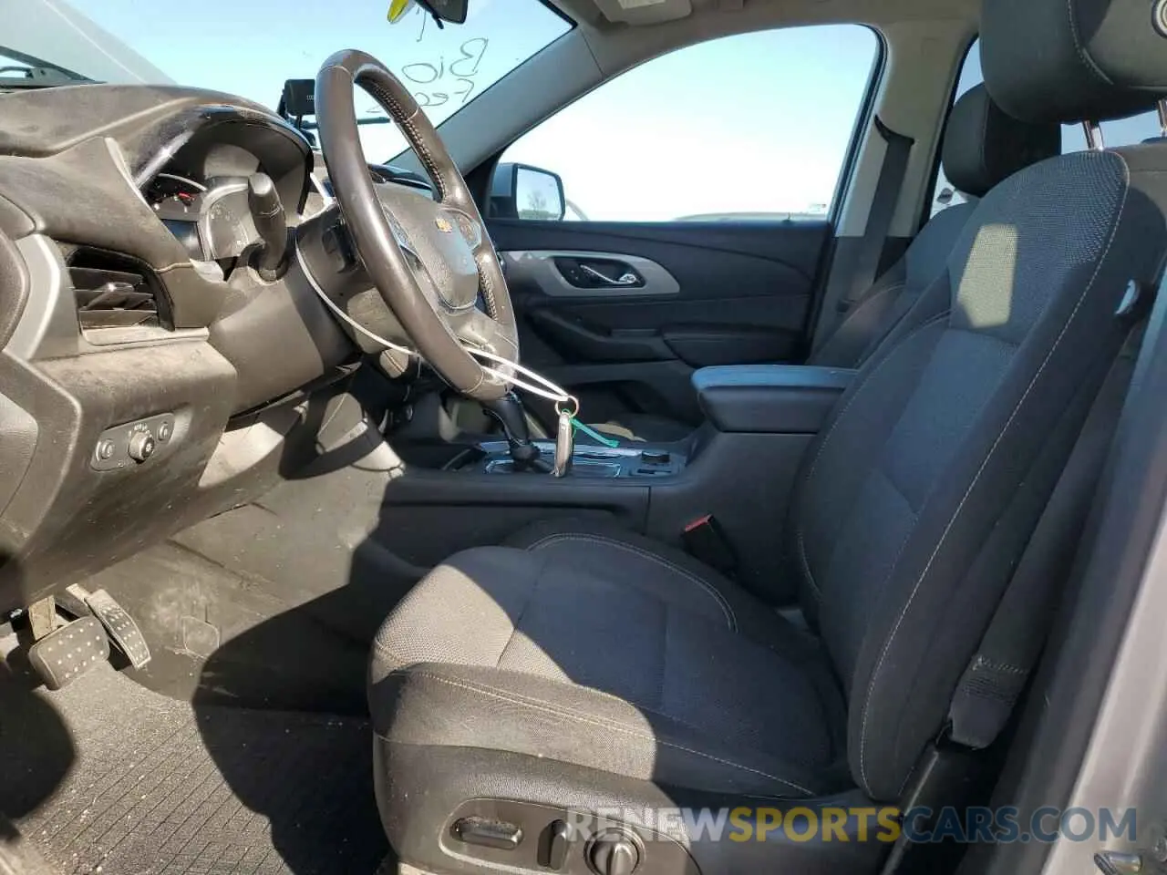 7 fotografías del automóvil dañado 1GNERGKW1LJ304157 CHEVROLET TRAVERSE 2020