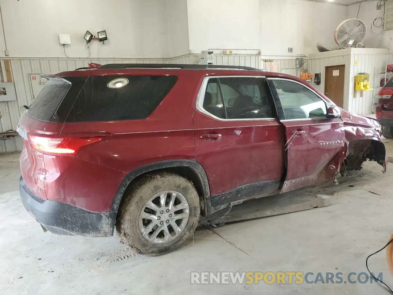 3 fotografías del automóvil dañado 1GNERGKW1LJ318740 CHEVROLET TRAVERSE 2020