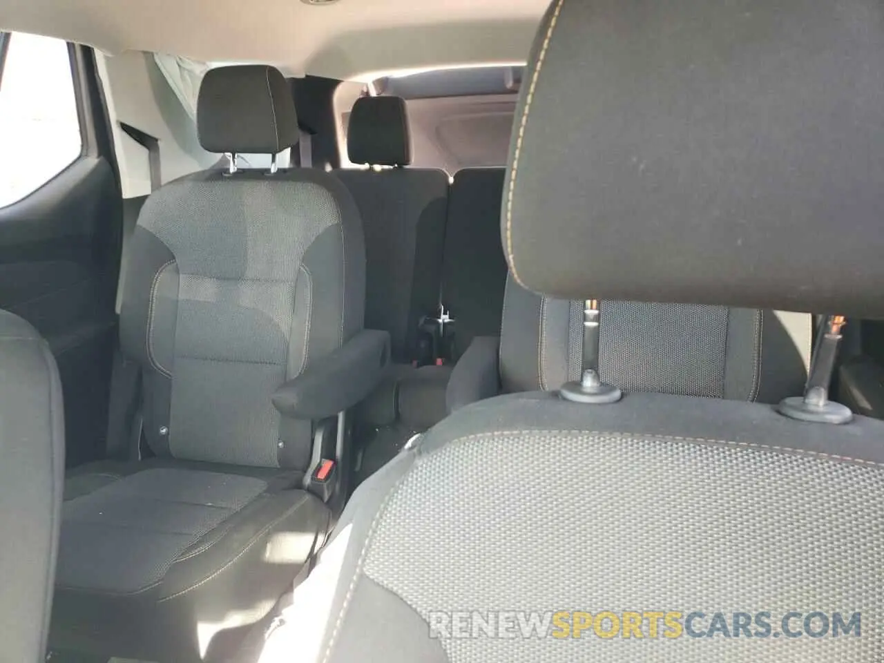 10 fotografías del automóvil dañado 1GNERGKW3LJ184720 CHEVROLET TRAVERSE 2020