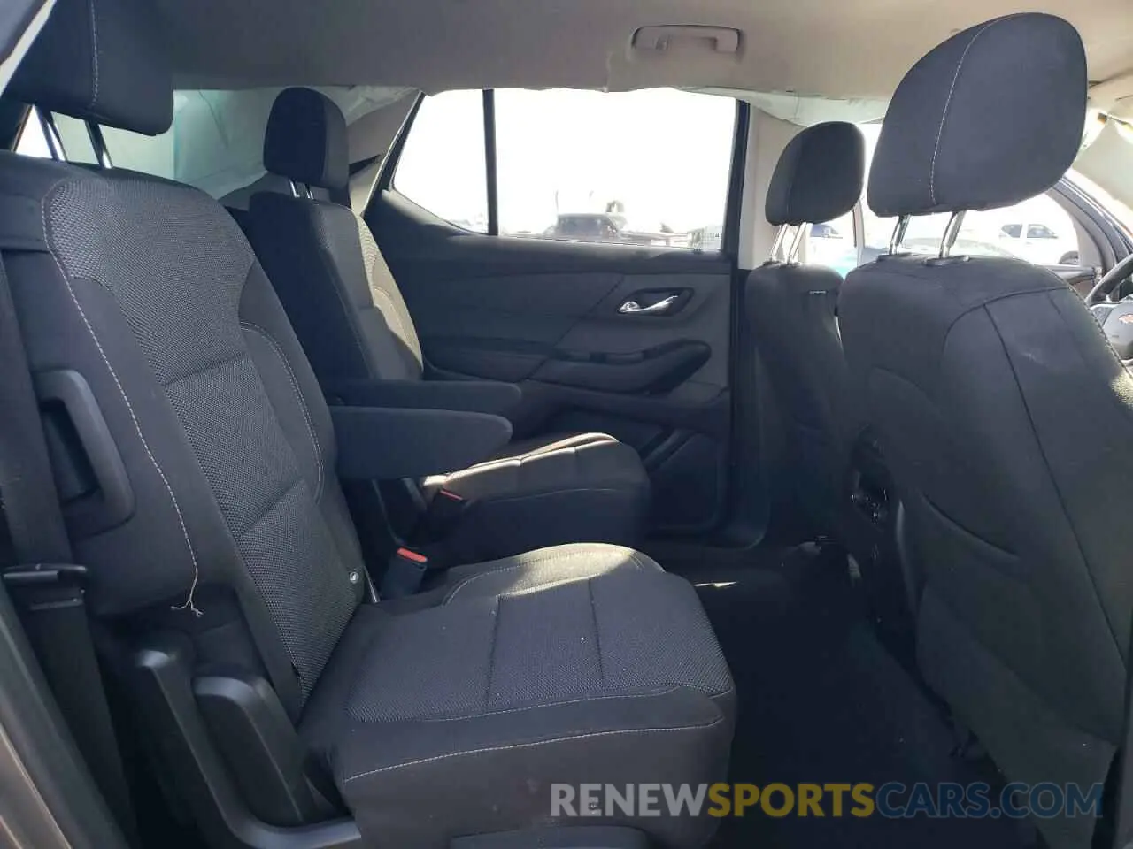 11 fotografías del automóvil dañado 1GNERGKW3LJ184720 CHEVROLET TRAVERSE 2020