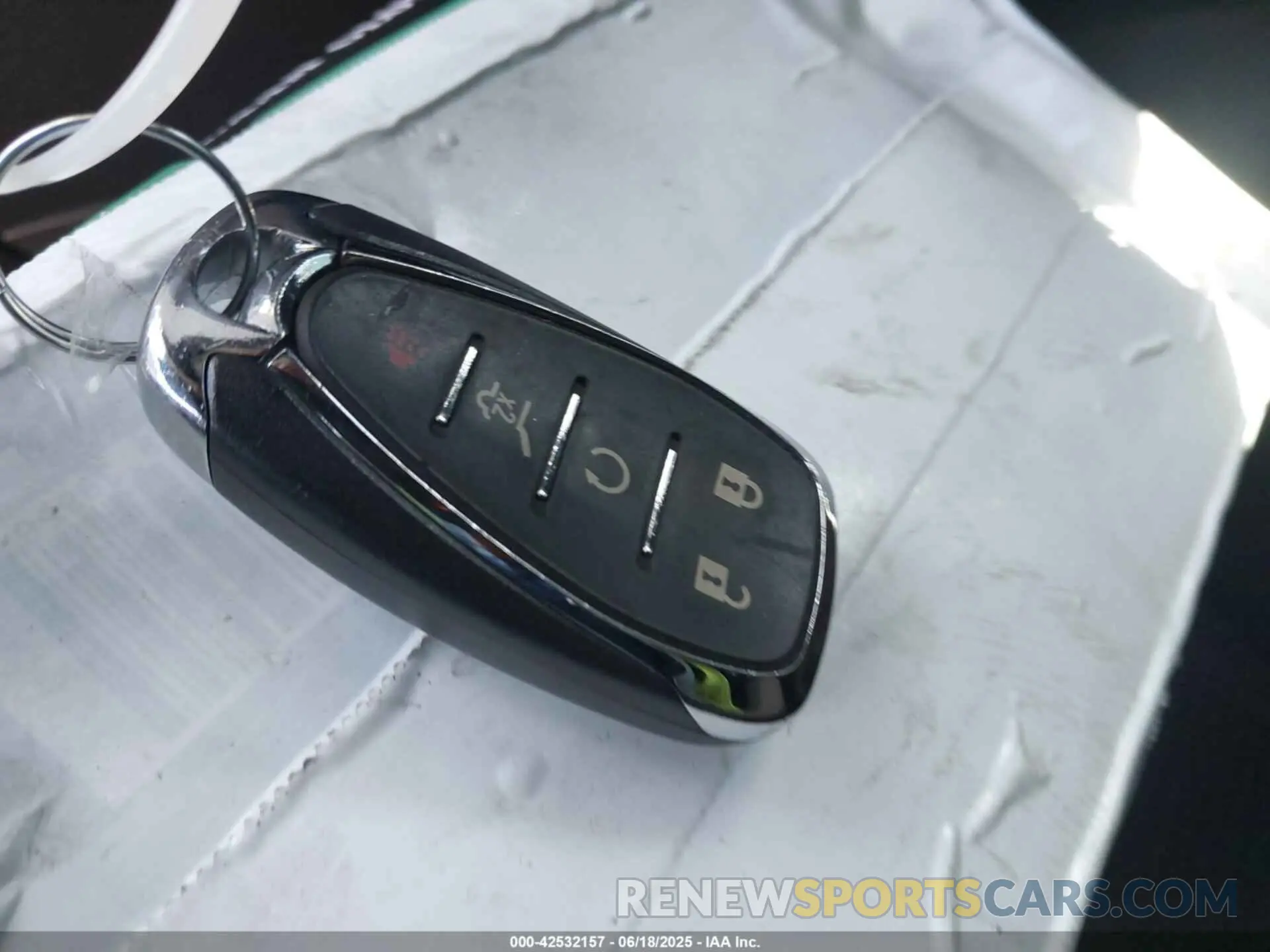 11 fotografías del automóvil dañado 1GNERGKW3LJ236573 CHEVROLET TRAVERSE 2020