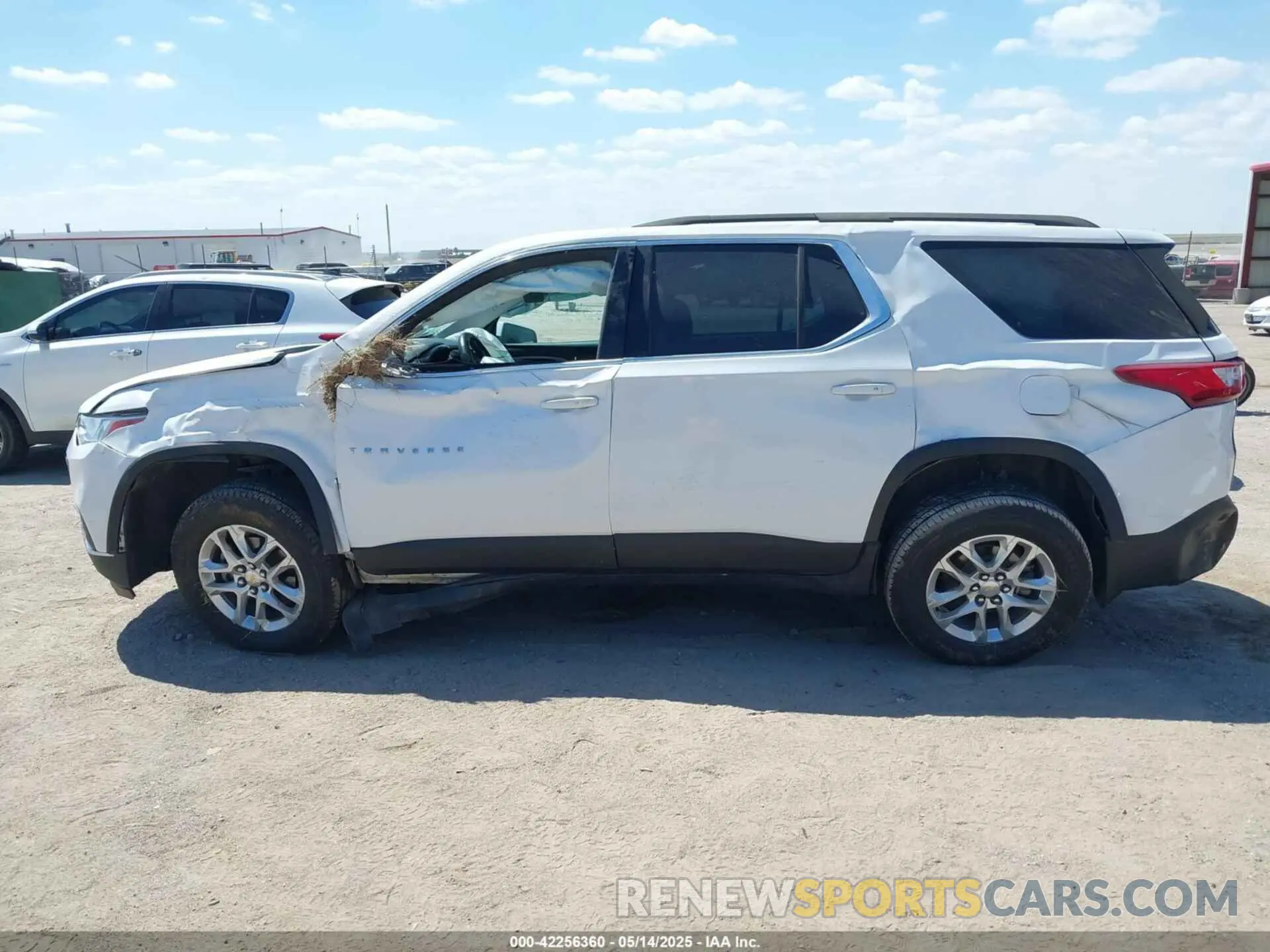 15 fotografías del automóvil dañado 1GNERGKW4LJ167750 CHEVROLET TRAVERSE 2020