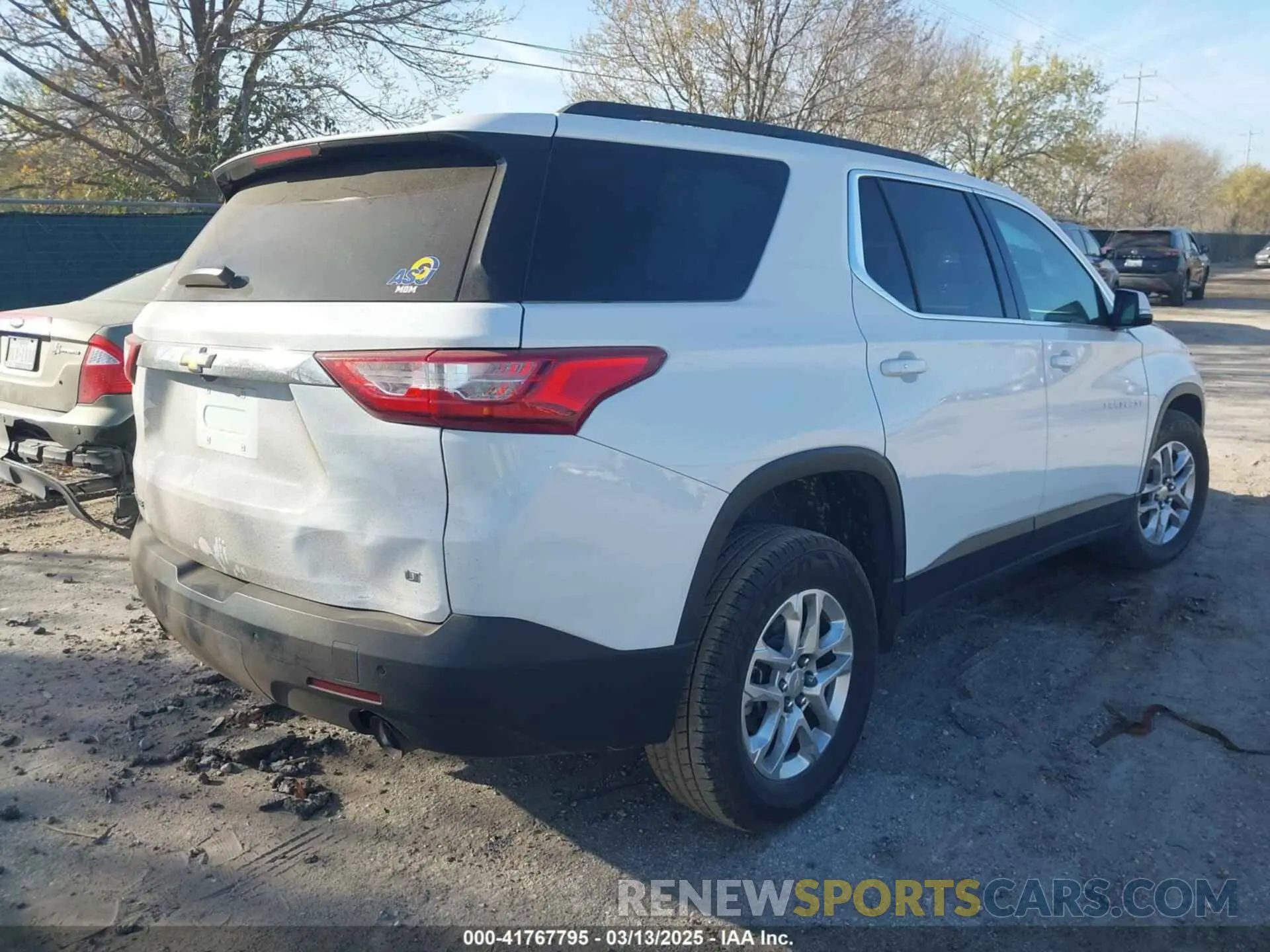 4 fotografías del automóvil dañado 1GNERGKW4LJ246870 CHEVROLET TRAVERSE 2020