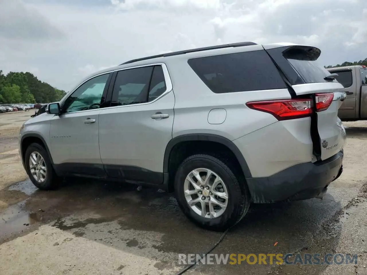 2 fotografías del automóvil dañado 1GNERGKW6LJ171721 CHEVROLET TRAVERSE 2020