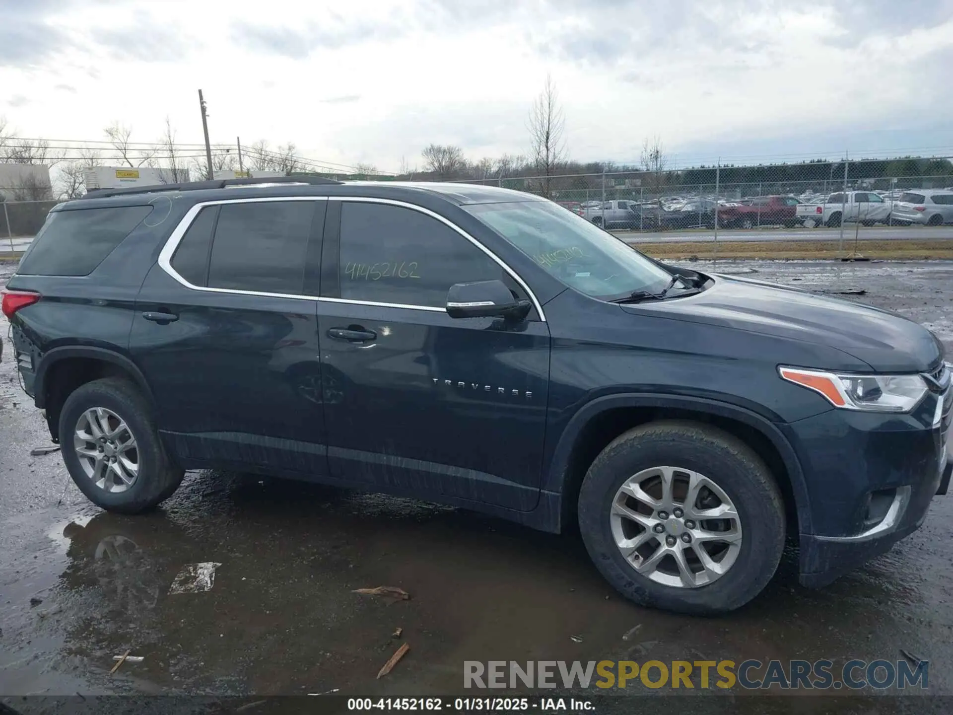 13 fotografías del automóvil dañado 1GNERGKW6LJ206080 CHEVROLET TRAVERSE 2020