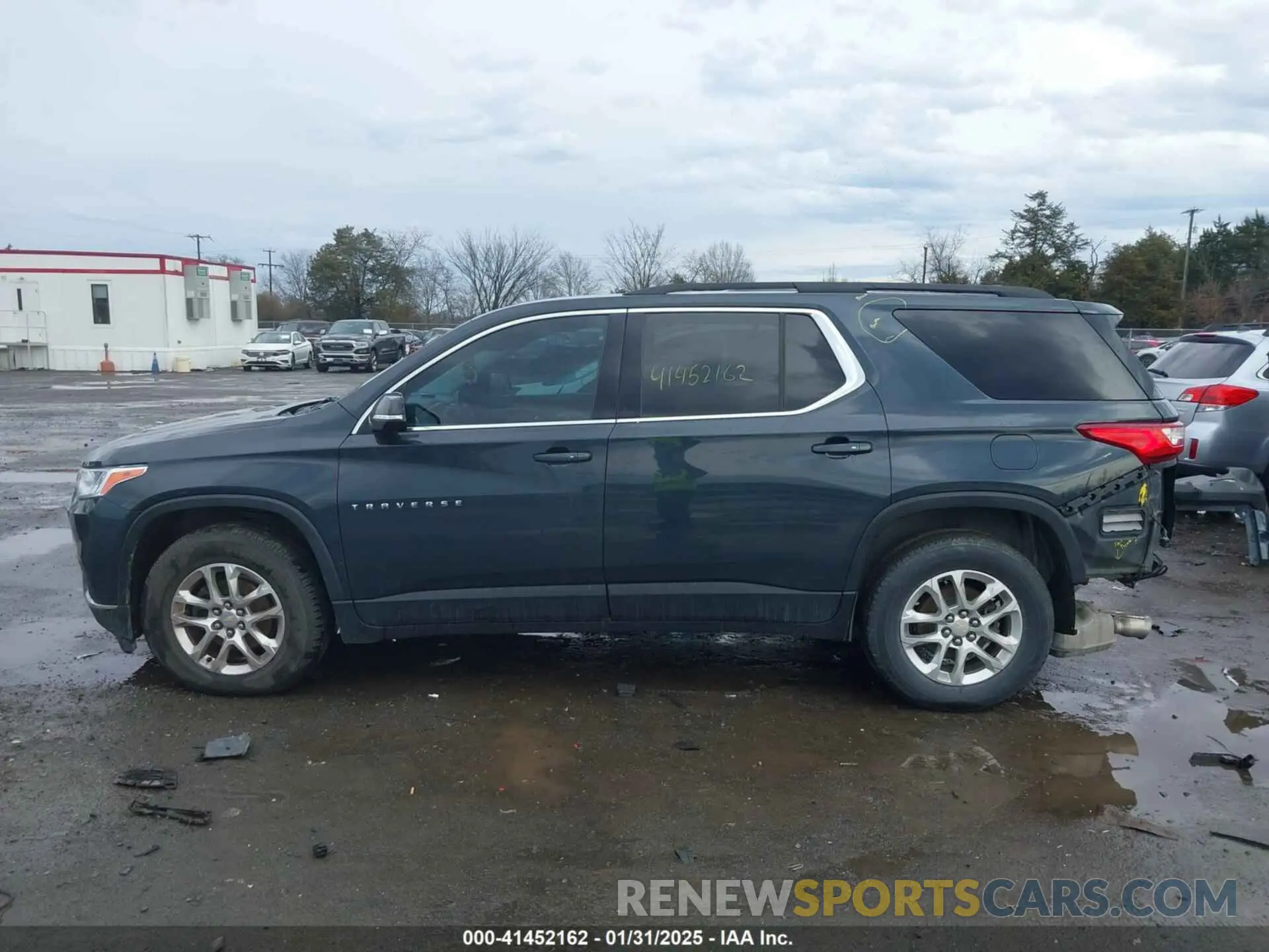 14 fotografías del automóvil dañado 1GNERGKW6LJ206080 CHEVROLET TRAVERSE 2020