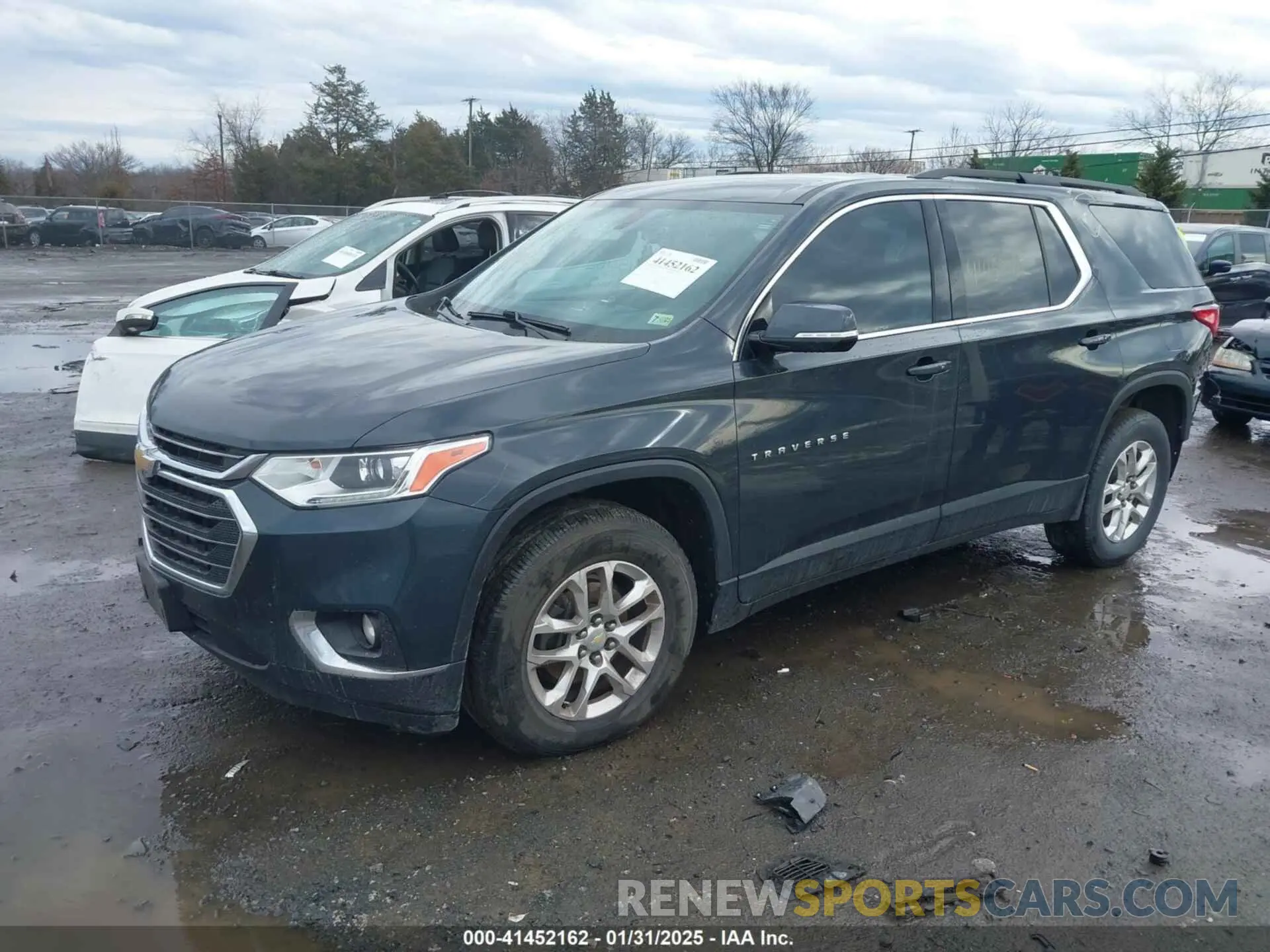 2 fotografías del automóvil dañado 1GNERGKW6LJ206080 CHEVROLET TRAVERSE 2020