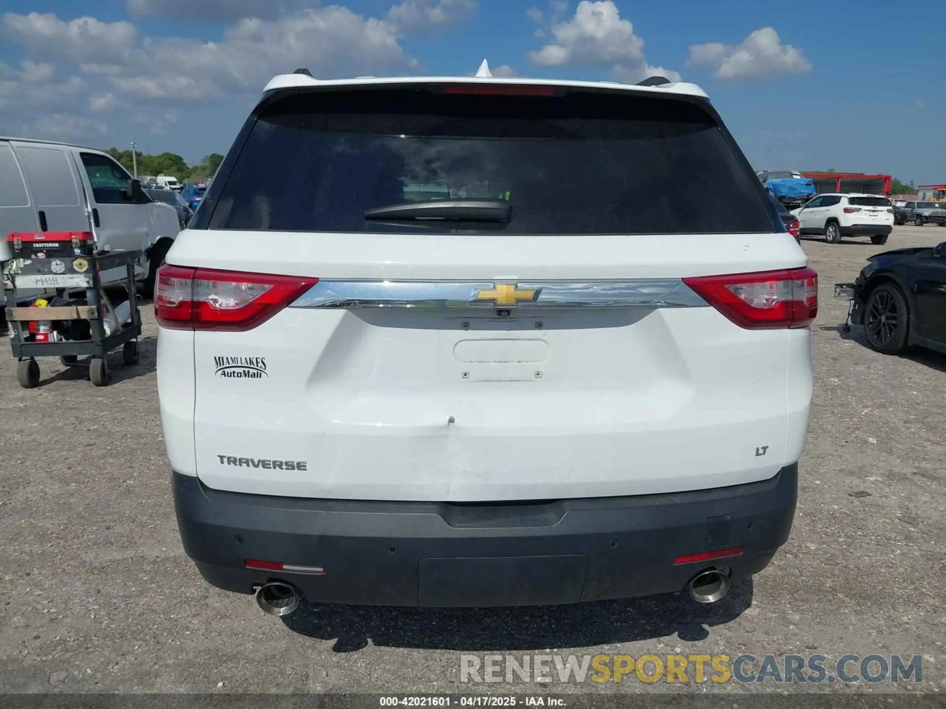 17 fotografías del automóvil dañado 1GNERGKW9LJ248386 CHEVROLET TRAVERSE 2020