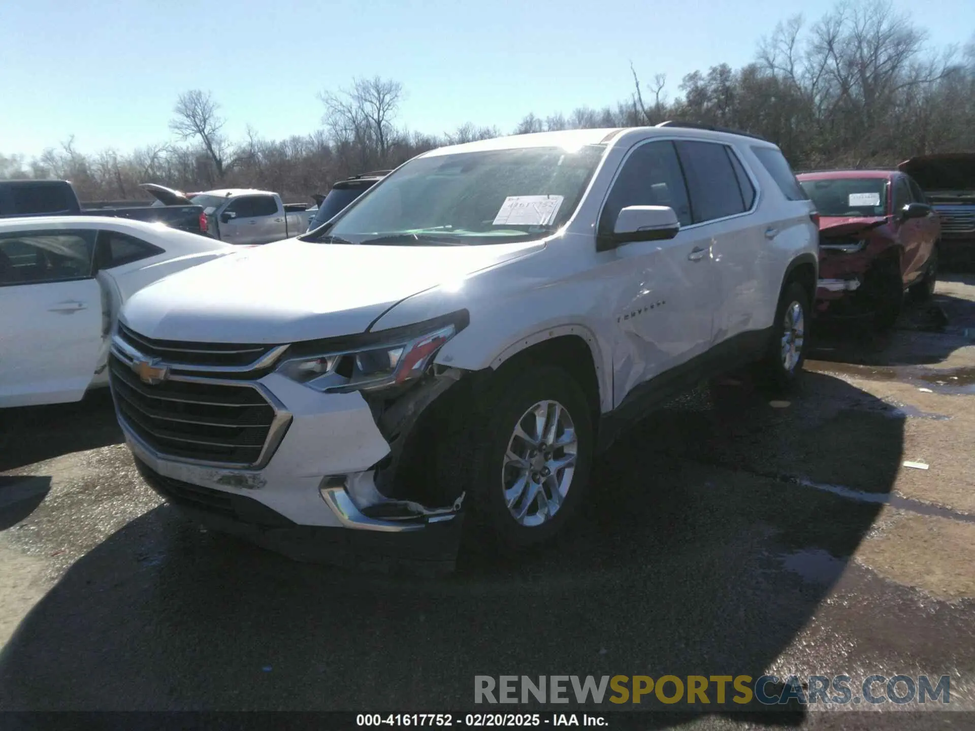 2 fotografías del automóvil dañado 1GNERGKWXLJ112767 CHEVROLET TRAVERSE 2020