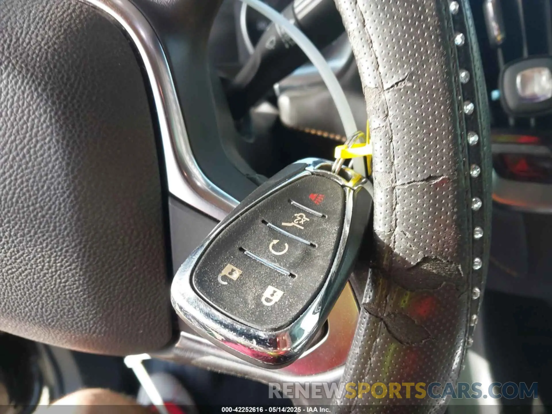 11 fotografías del automóvil dañado 1GNERHKW0LJ125677 CHEVROLET TRAVERSE 2020