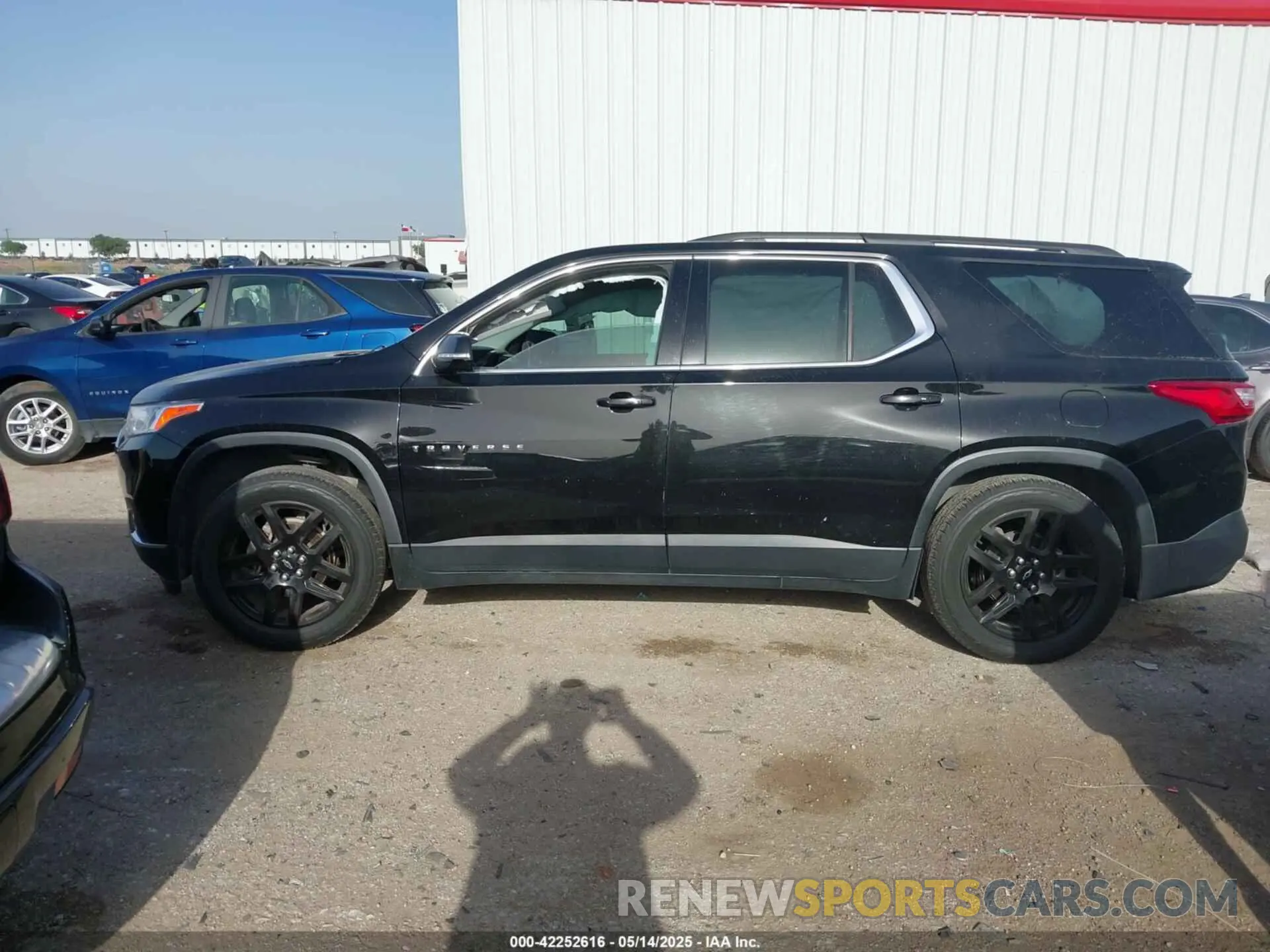 14 fotografías del automóvil dañado 1GNERHKW0LJ125677 CHEVROLET TRAVERSE 2020
