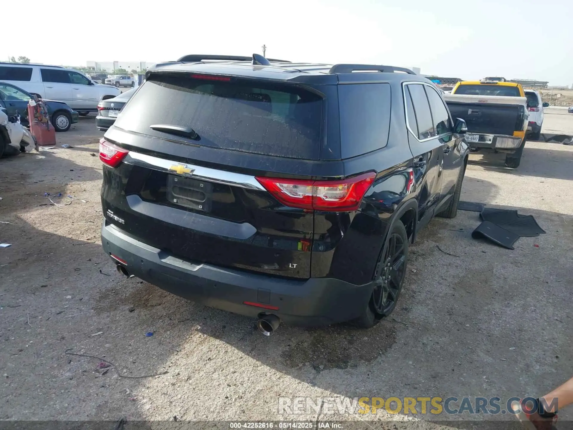 4 fotografías del automóvil dañado 1GNERHKW0LJ125677 CHEVROLET TRAVERSE 2020