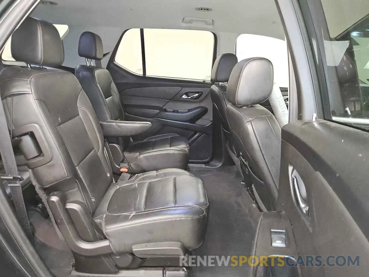 11 fotografías del automóvil dañado 1GNERHKW1LJ132833 CHEVROLET TRAVERSE 2020