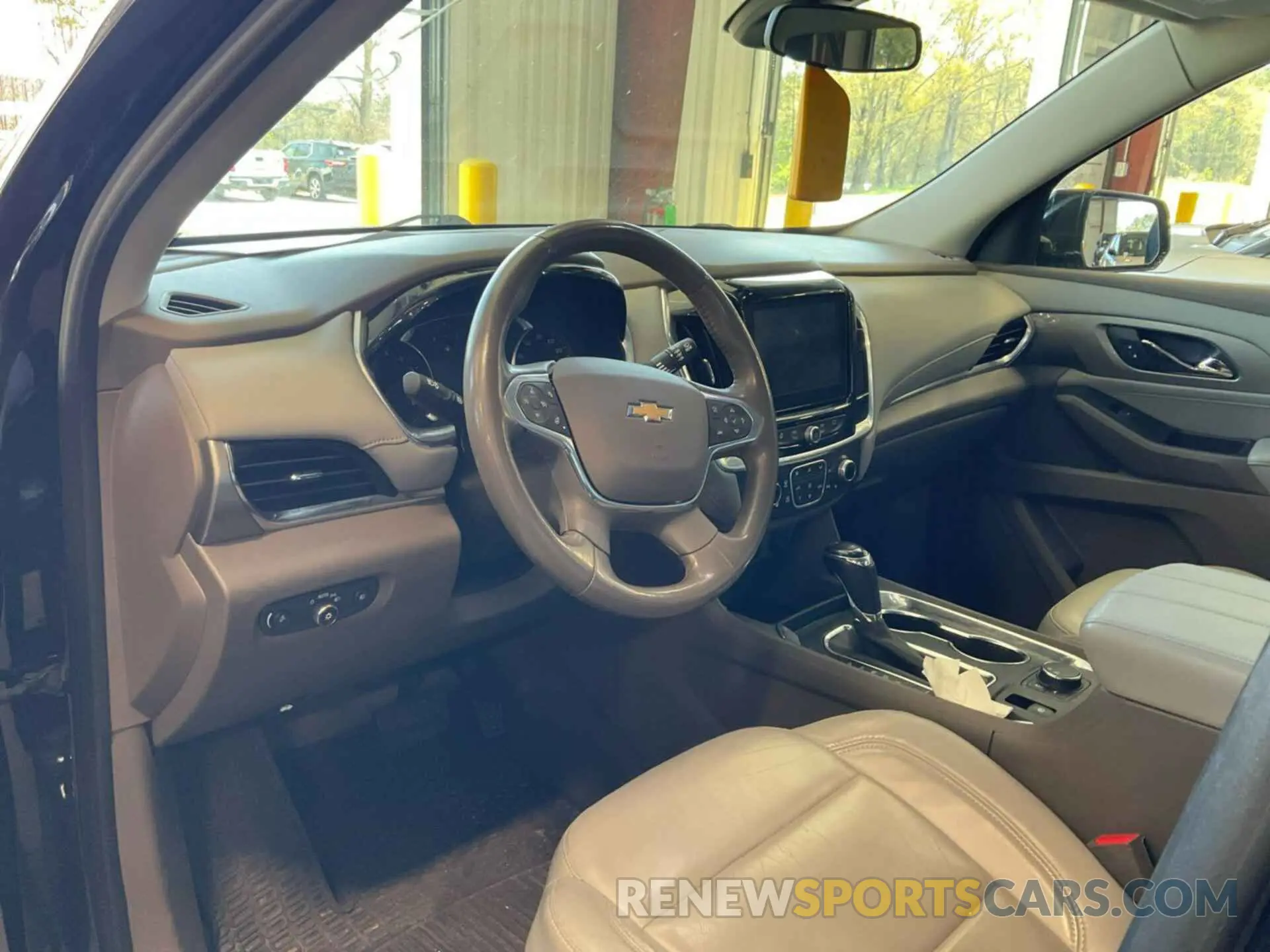 26 fotografías del automóvil dañado 1GNERHKW1LJ195611 CHEVROLET TRAVERSE 2020