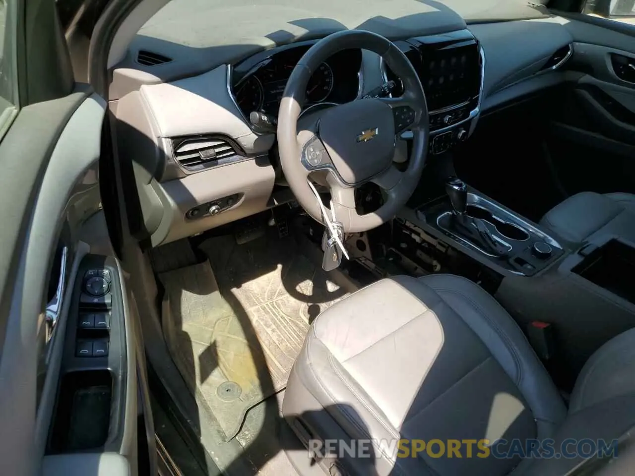 8 fotografías del automóvil dañado 1GNERHKW3LJ127570 CHEVROLET TRAVERSE 2020