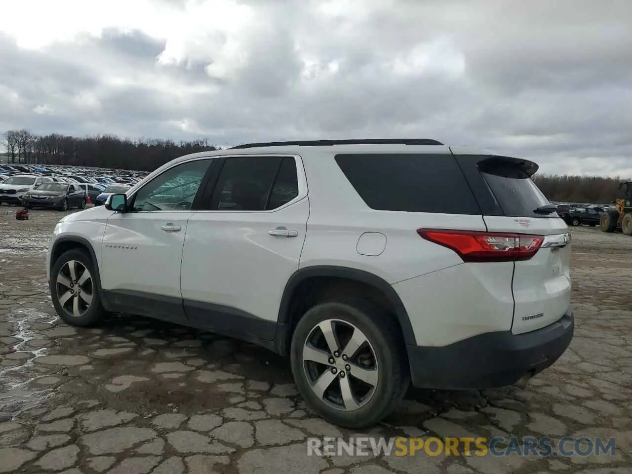 2 fotografías del automóvil dañado 1GNERHKW3LJ143607 CHEVROLET TRAVERSE 2020