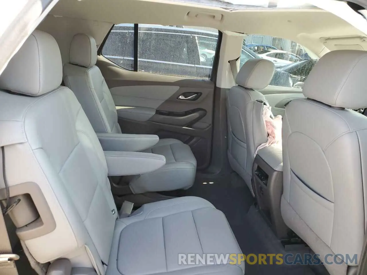 11 fotografías del automóvil dañado 1GNERHKW3LJ250107 CHEVROLET TRAVERSE 2020
