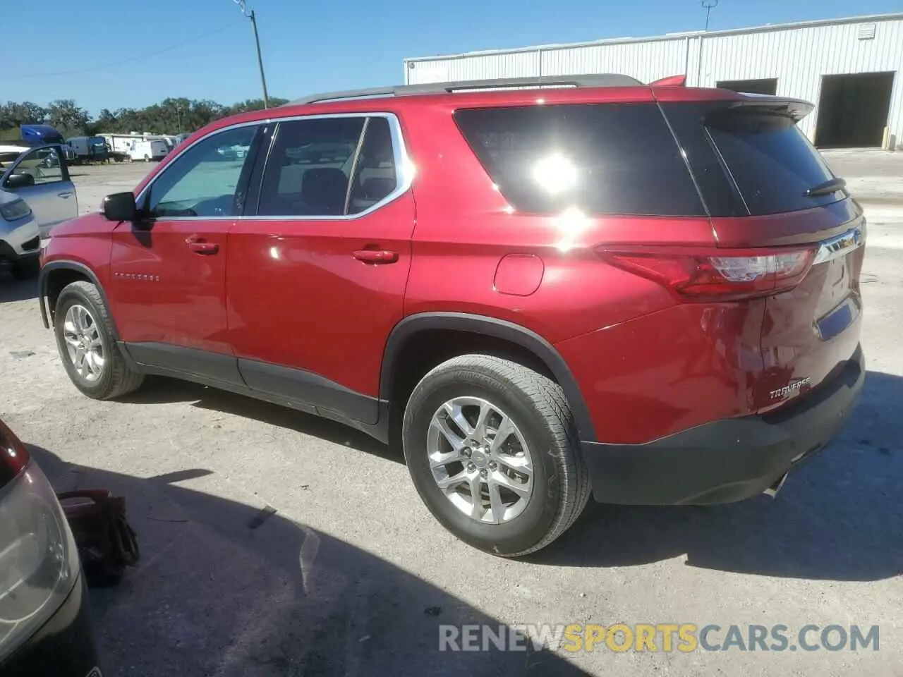 2 fotografías del automóvil dañado 1GNERHKW3LJ264511 CHEVROLET TRAVERSE 2020