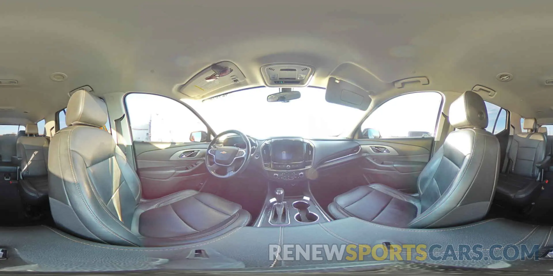 14 fotografías del automóvil dañado 1GNERHKWXLJ325613 CHEVROLET TRAVERSE 2020