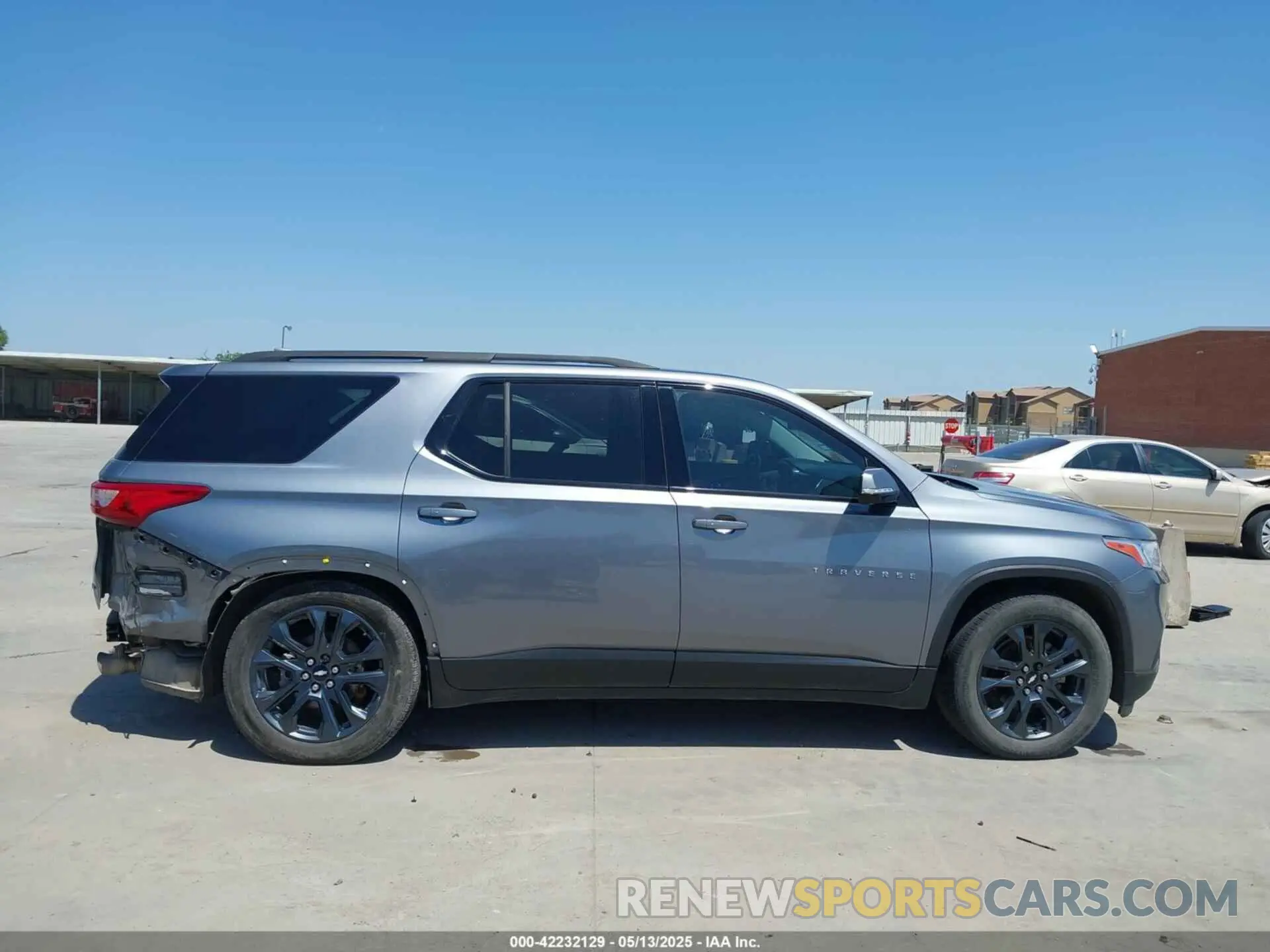 14 fotografías del automóvil dañado 1GNERJKW0LJ267972 CHEVROLET TRAVERSE 2020