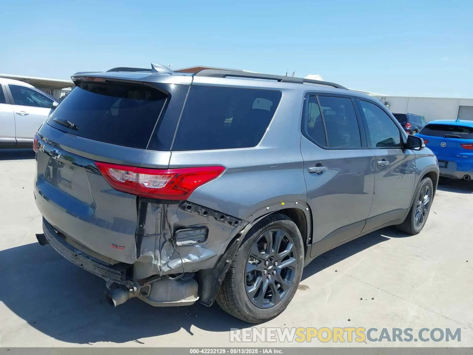 4 fotografías del automóvil dañado 1GNERJKW0LJ267972 CHEVROLET TRAVERSE 2020