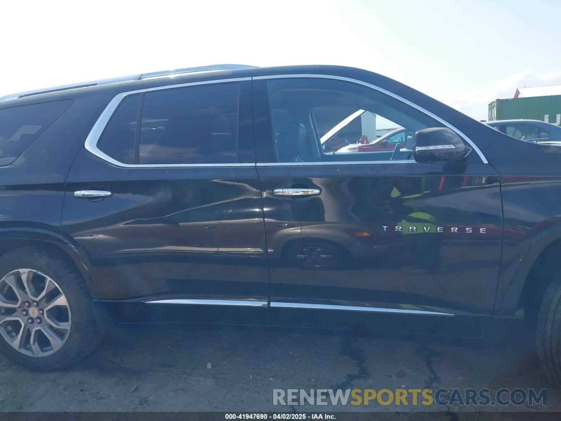 14 fotografías del automóvil dañado 1GNERKKW0LJ123828 CHEVROLET TRAVERSE 2020