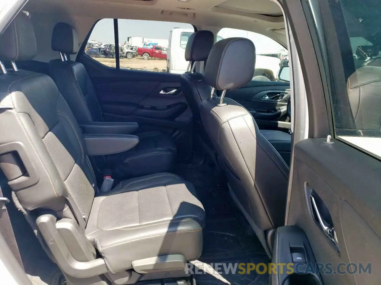 11 fotografías del automóvil dañado 1GNERKKW0LJ189120 CHEVROLET TRAVERSE 2020