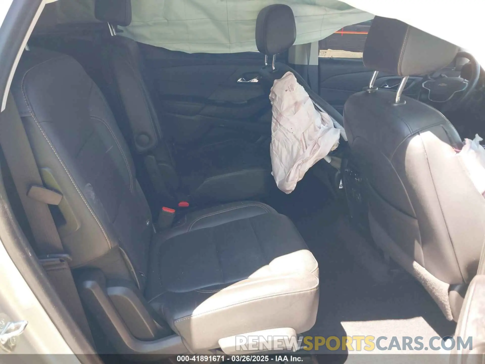 8 fotografías del automóvil dañado 1GNERKKW2LJ278087 CHEVROLET TRAVERSE 2020