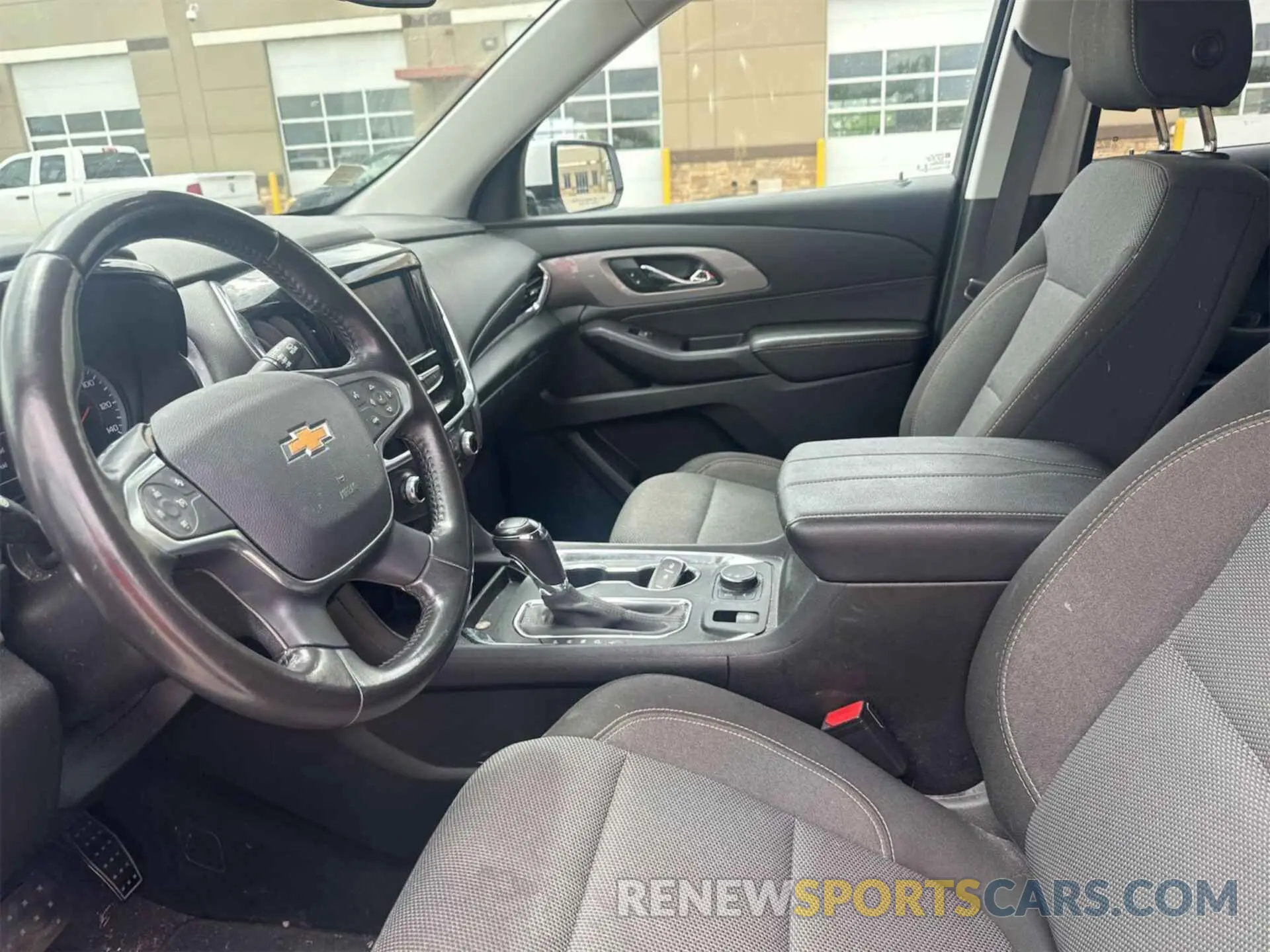 16 fotografías del automóvil dañado 1GNERMKW8LJ239256 CHEVROLET TRAVERSE 2020