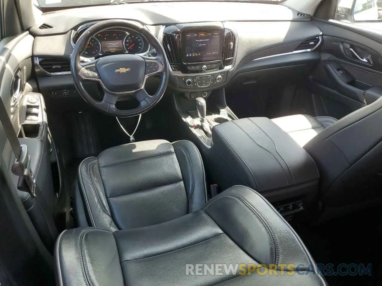 8 fotografías del automóvil dañado 1GNERNKW2LJ222572 CHEVROLET TRAVERSE 2020