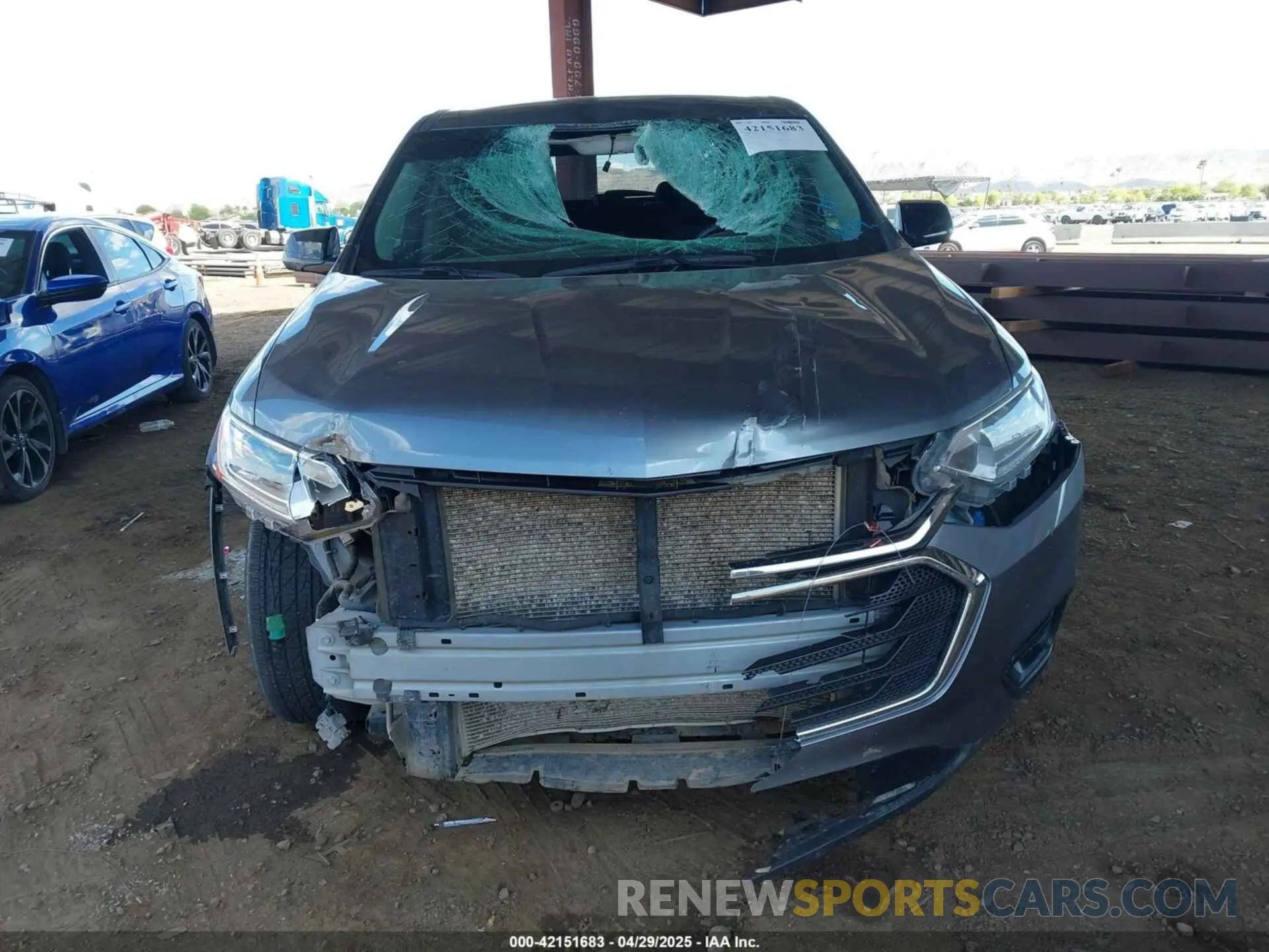 12 fotografías del automóvil dañado 1GNEVFKW2LJ238353 CHEVROLET TRAVERSE 2020