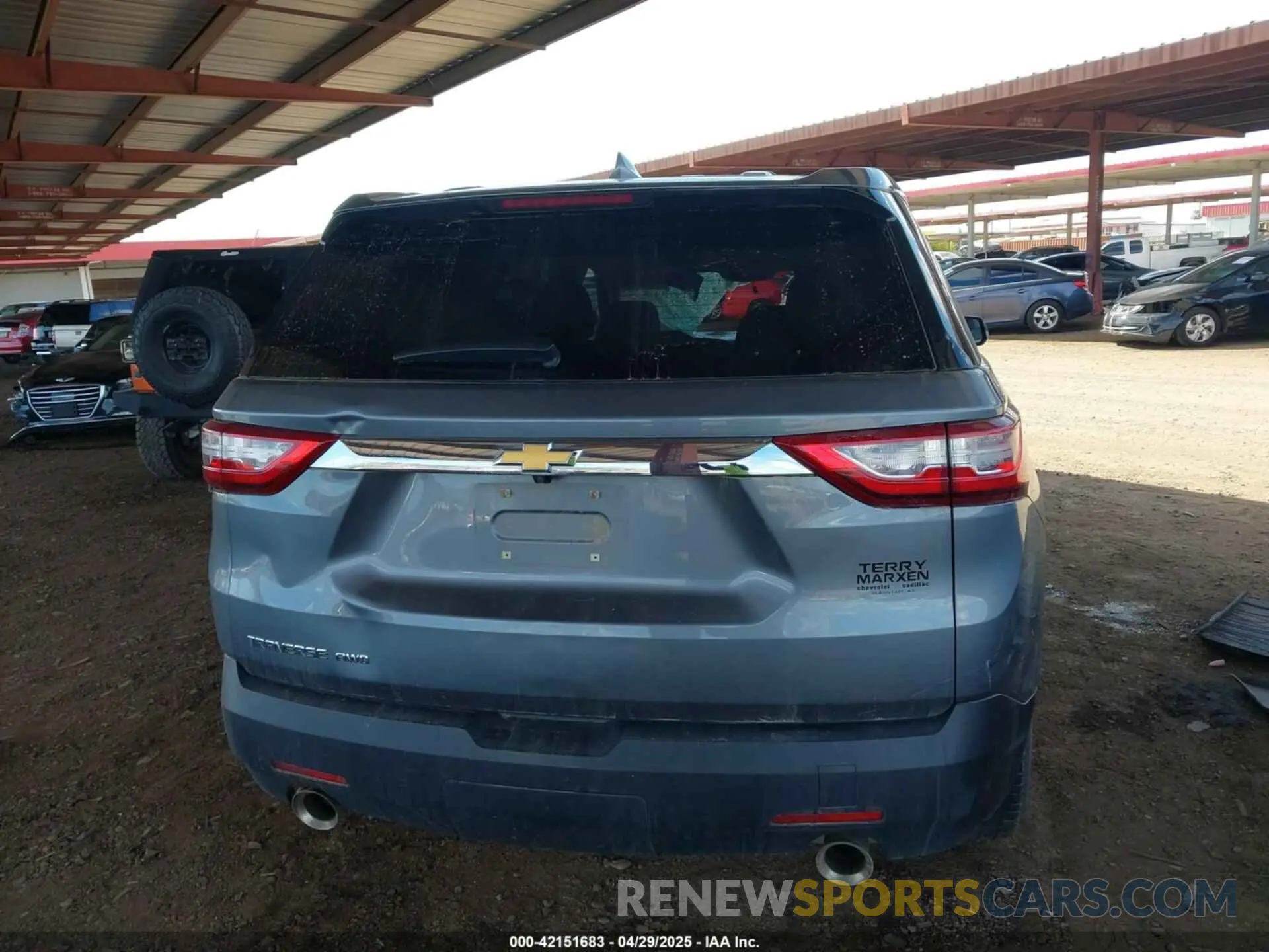 16 fotografías del automóvil dañado 1GNEVFKW2LJ238353 CHEVROLET TRAVERSE 2020