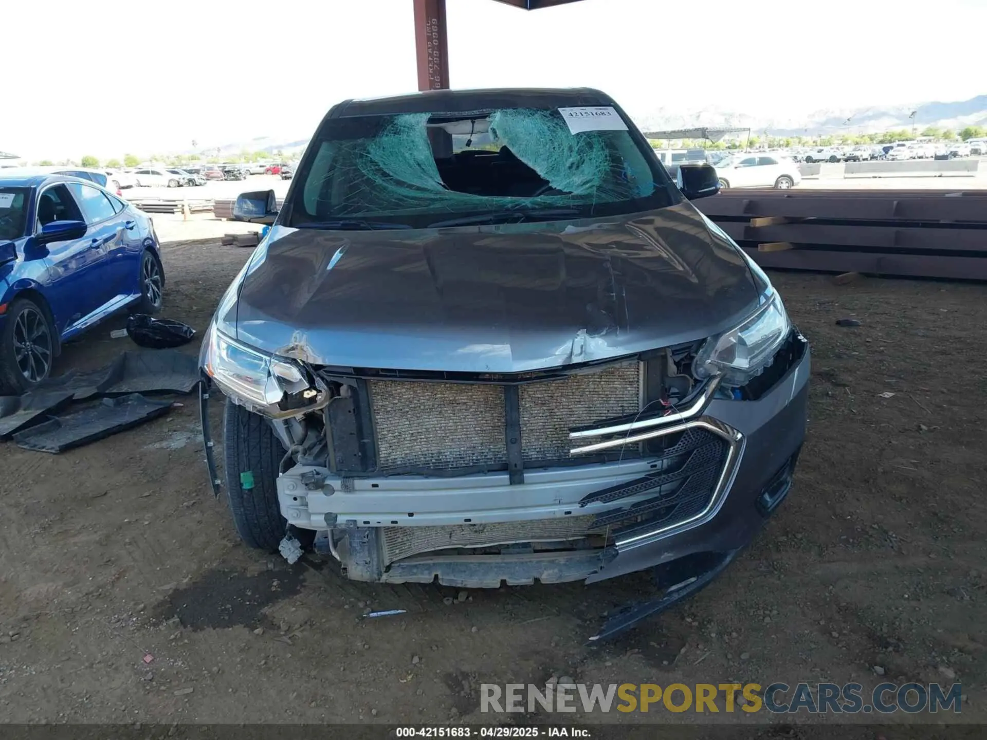 6 fotografías del automóvil dañado 1GNEVFKW2LJ238353 CHEVROLET TRAVERSE 2020
