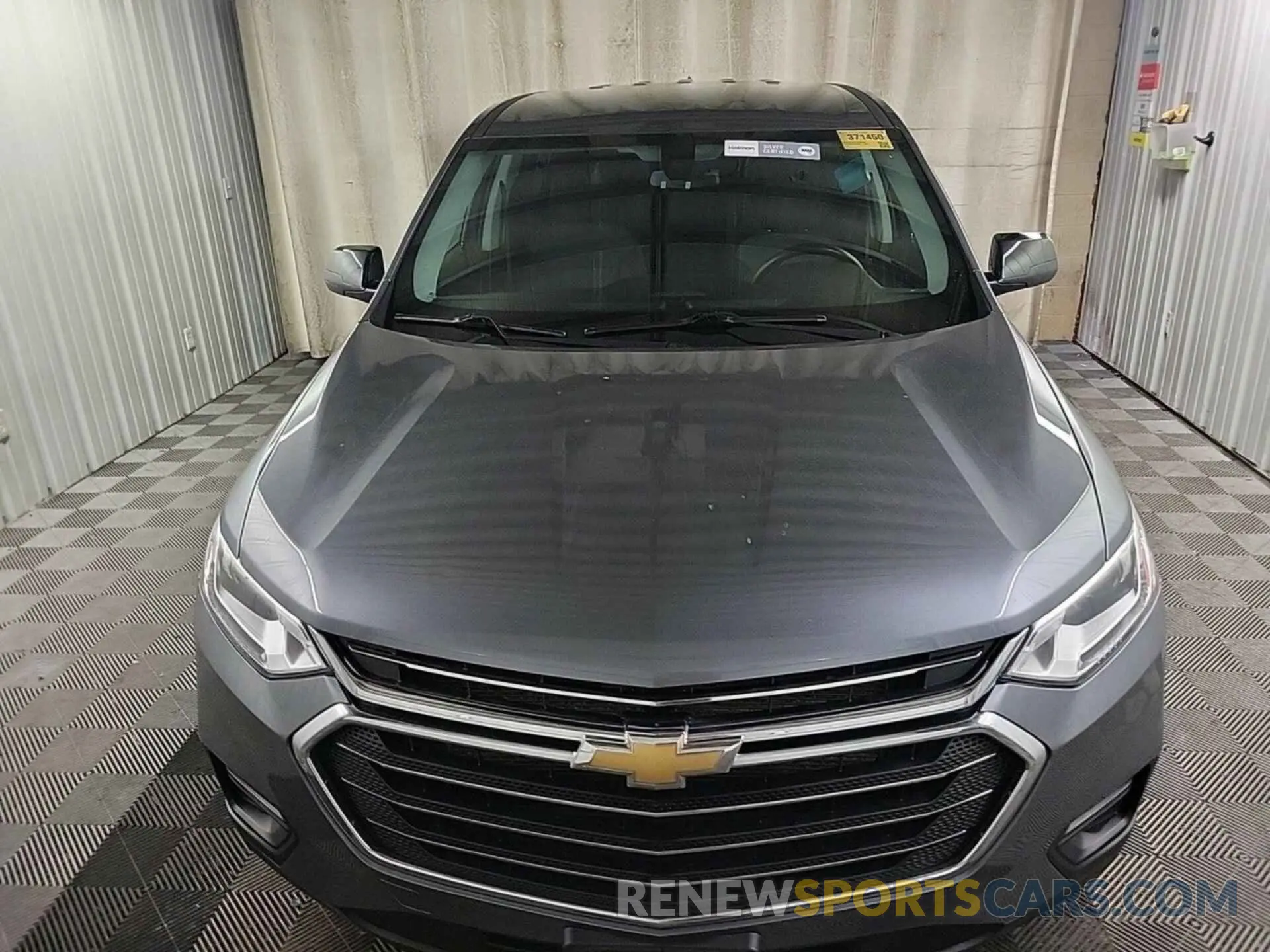 17 fotografías del automóvil dañado 1GNEVFKW3LJ274665 CHEVROLET TRAVERSE 2020