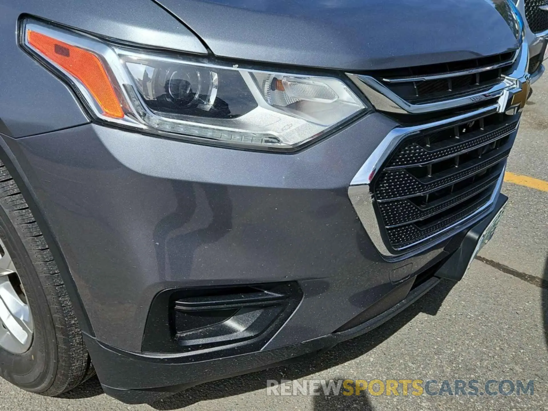 3 fotografías del automóvil dañado 1GNEVFKW3LJ274665 CHEVROLET TRAVERSE 2020