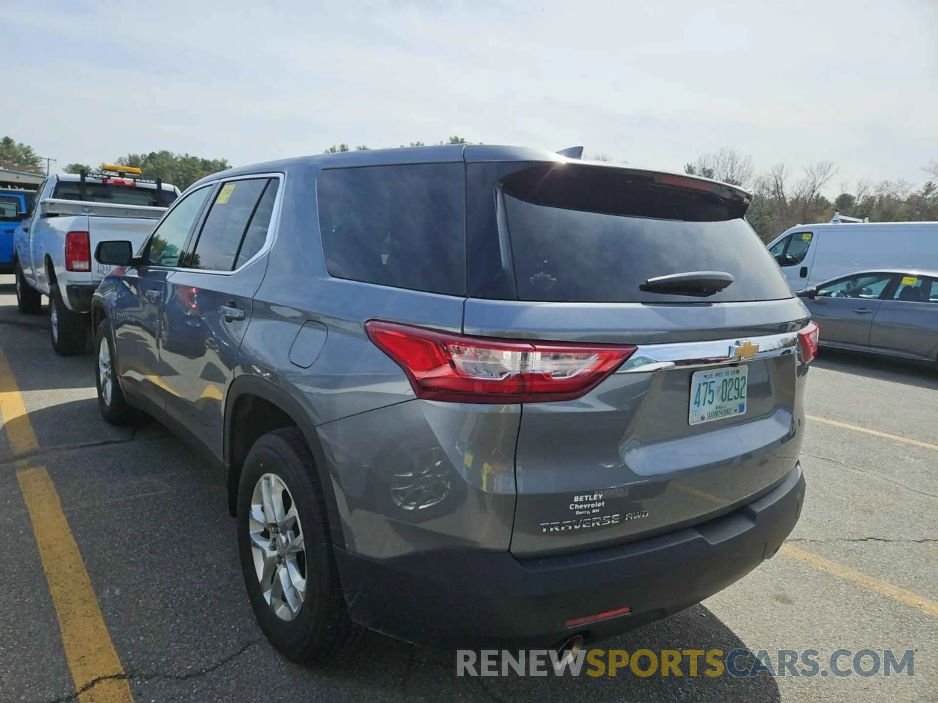 44 fotografías del automóvil dañado 1GNEVFKW3LJ274665 CHEVROLET TRAVERSE 2020