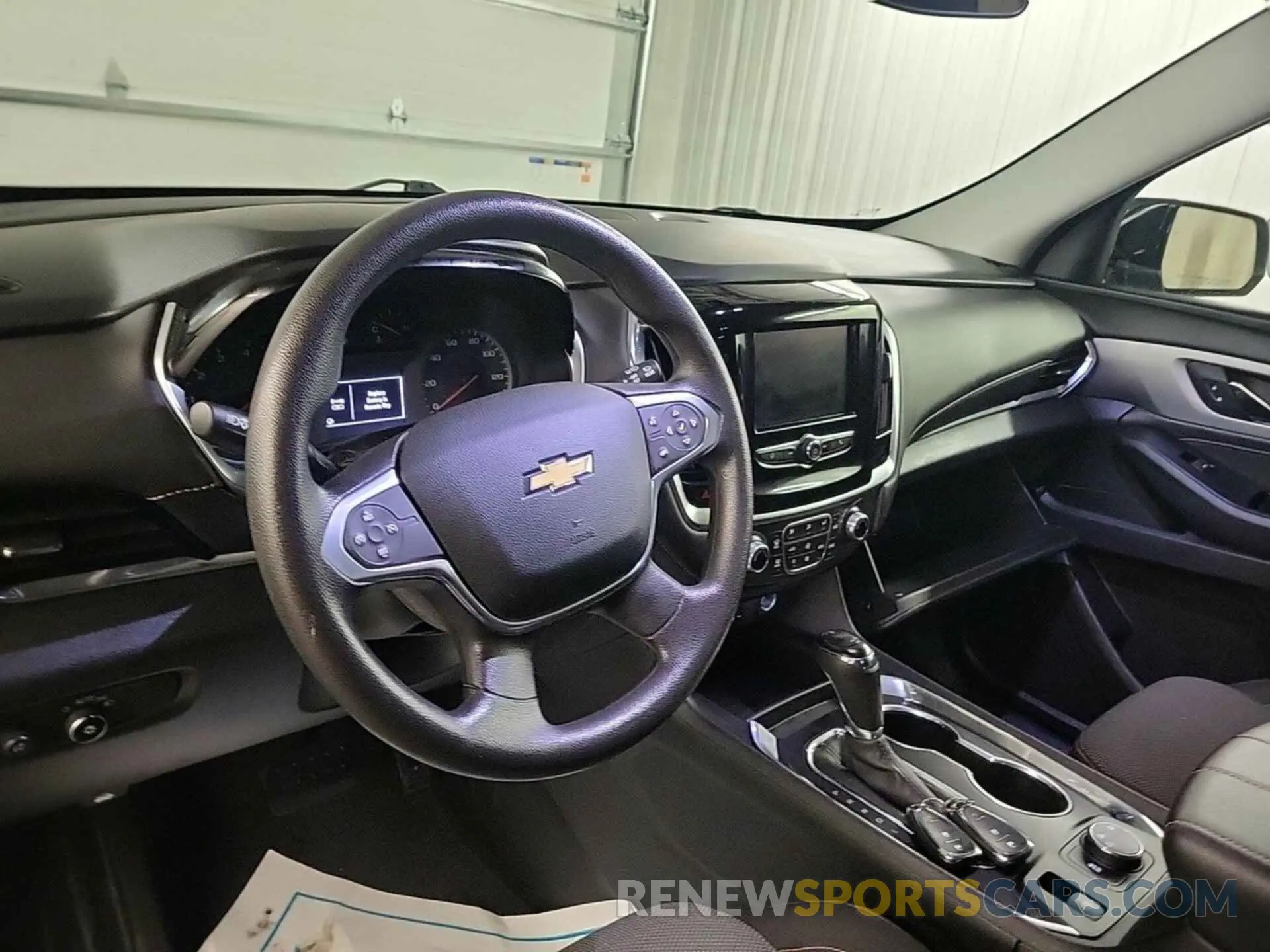 46 fotografías del automóvil dañado 1GNEVFKW3LJ274665 CHEVROLET TRAVERSE 2020